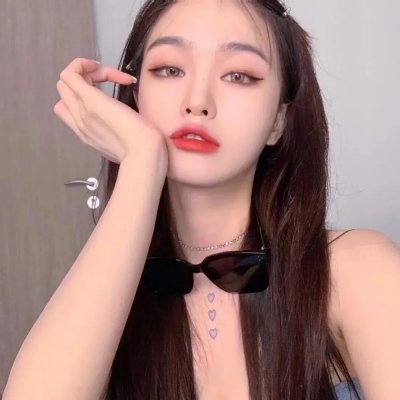 黑白小姐第二季海报